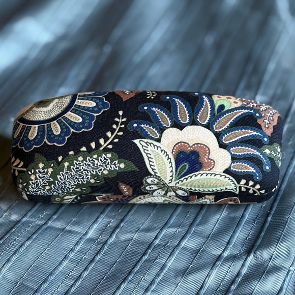 Vera Bradley Accessories - Vera Bradley Multicolor Floral Glasses Case